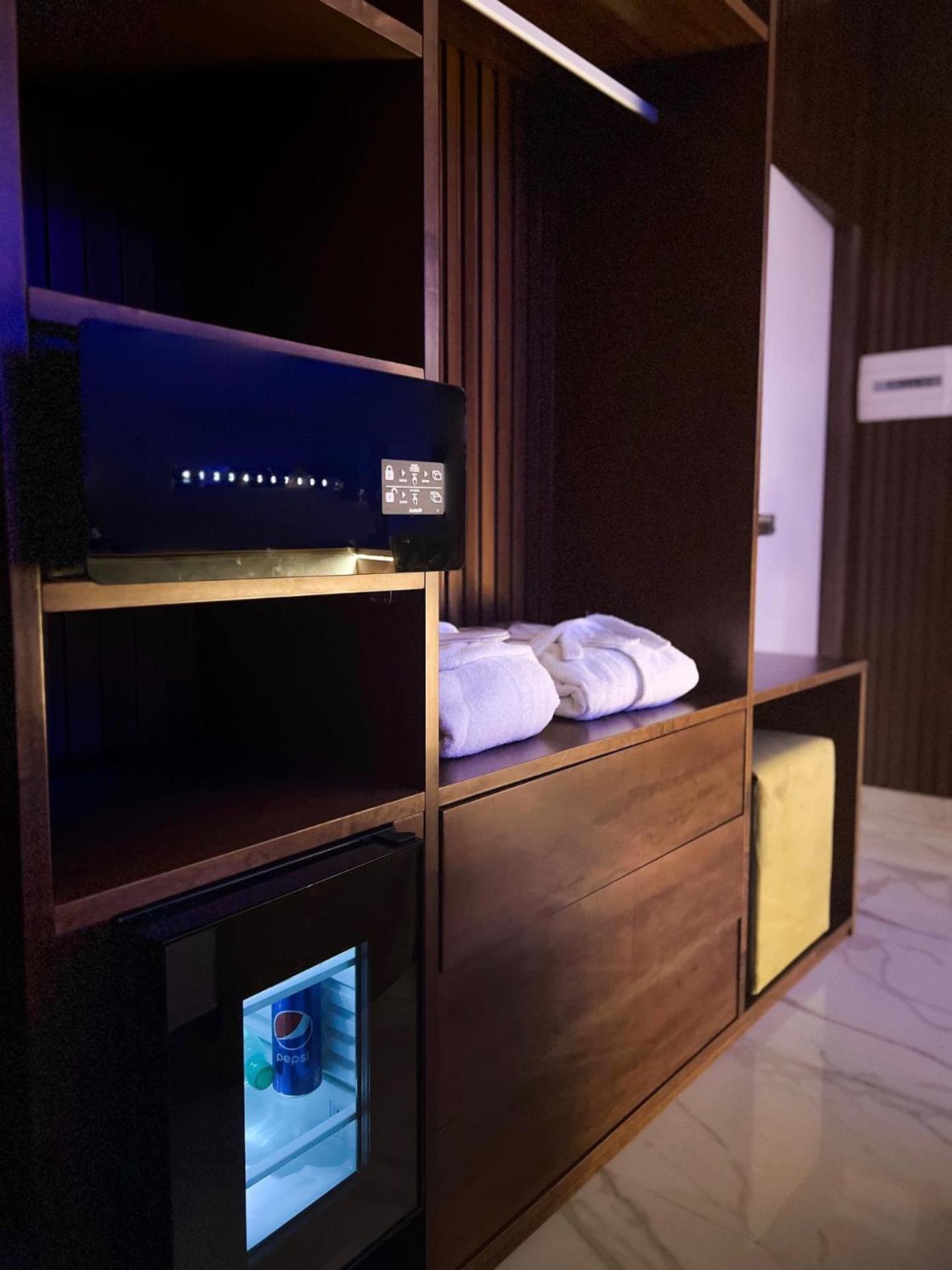 Hotel Masaniello Luxury คาโซริอา ภายนอก รูปภาพ