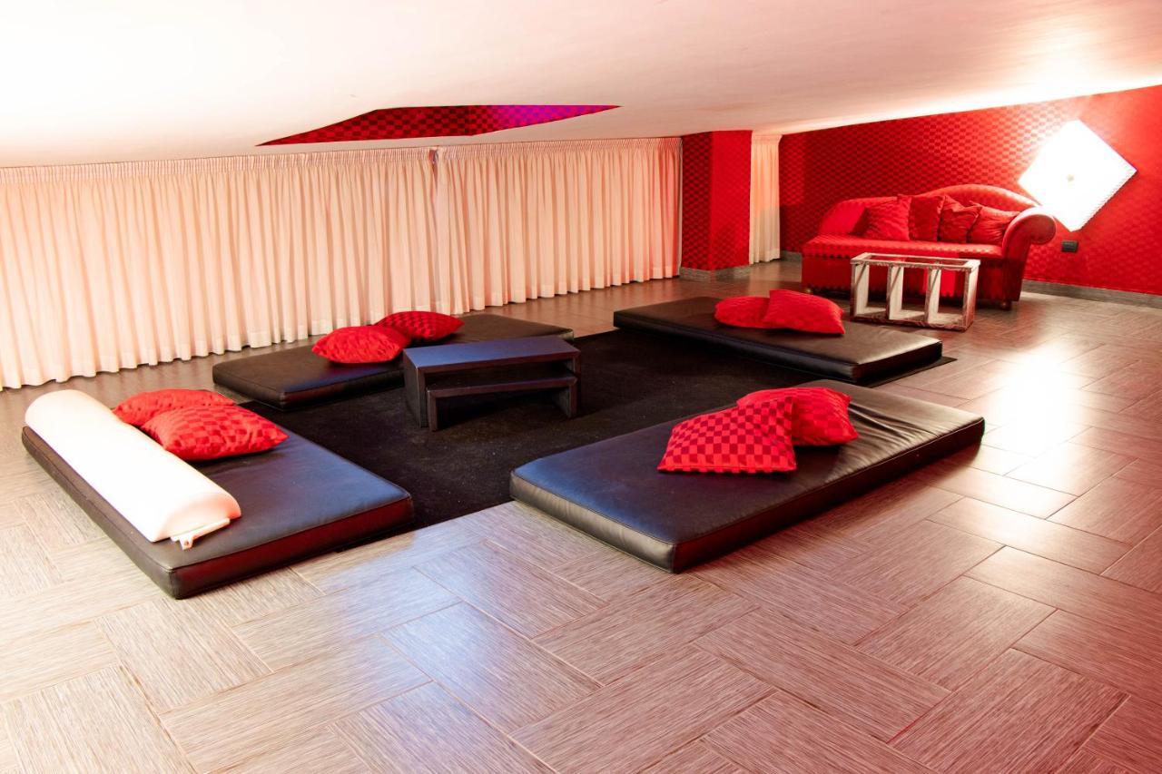Hotel Masaniello Luxury คาโซริอา ภายนอก รูปภาพ
