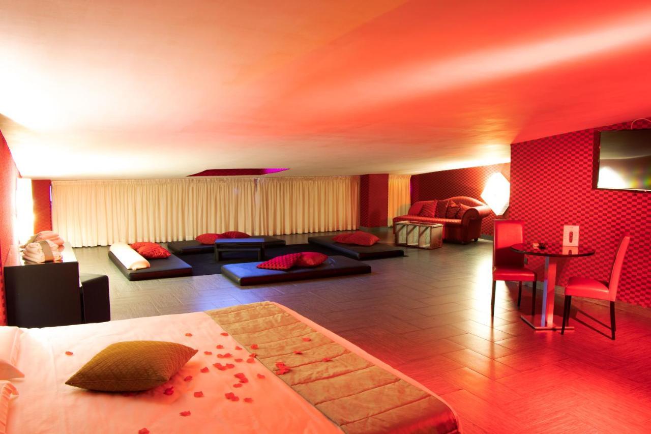 Hotel Masaniello Luxury คาโซริอา ภายนอก รูปภาพ